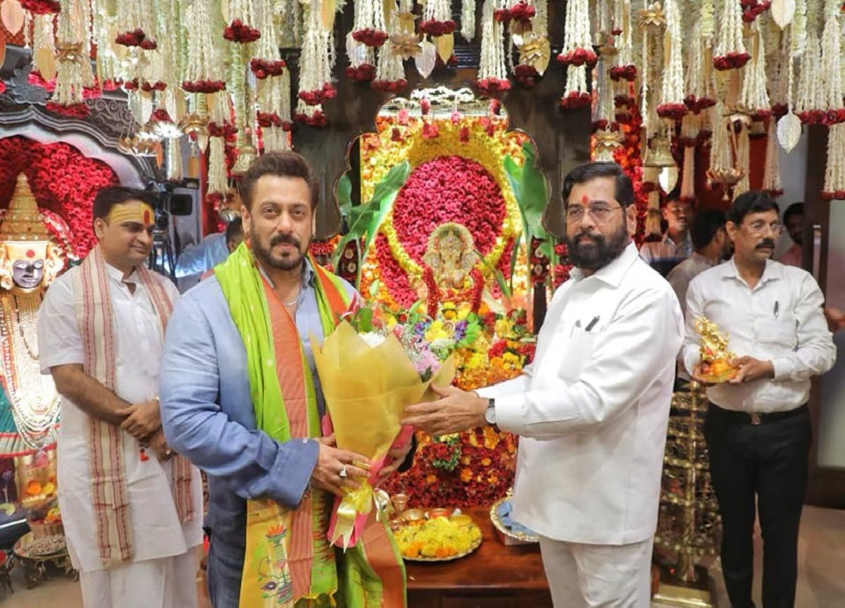 Salman Khan performed aarti in Ganesh puja at CM Eknath Shinde's house, see photos