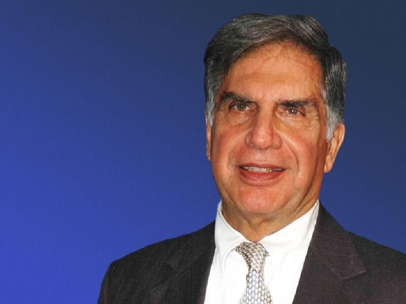 Ratan Tata Death: नहीं रहे उधोगपति रतन टाटा, 86 वर्ष के उम्र में ली अंतिम सांस