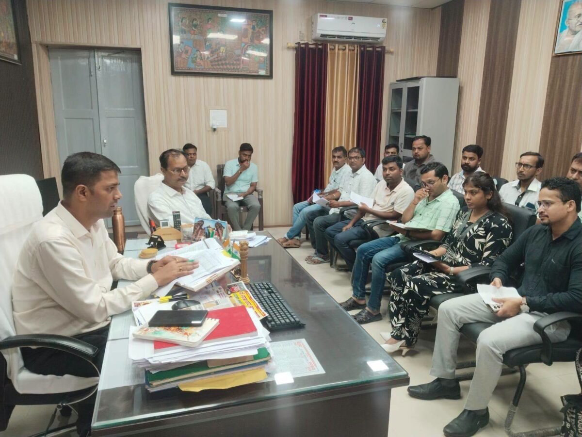 Ration Card Darbhanga: Review of ration card issuance process; SDO issues instructions for speedy disposal.